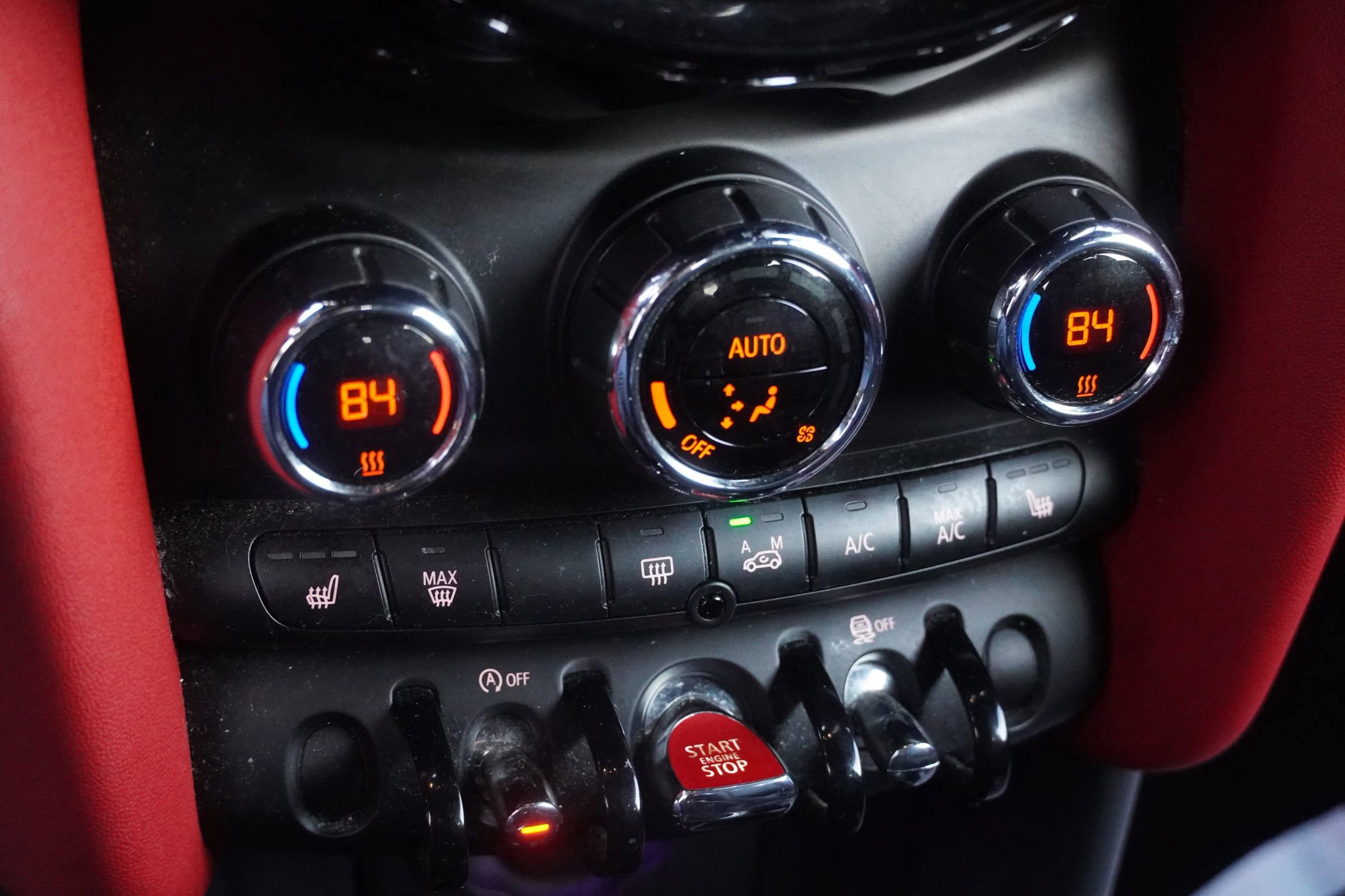 Used 2015 MINI Cooper 2-Door Hardtop image 27