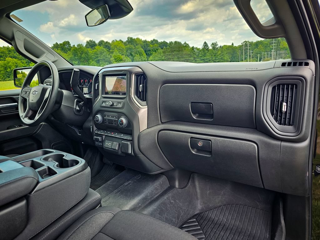 Used 2025 Chevrolet Silverado 1500 Custom Trail Boss AWD/4WD image 36
