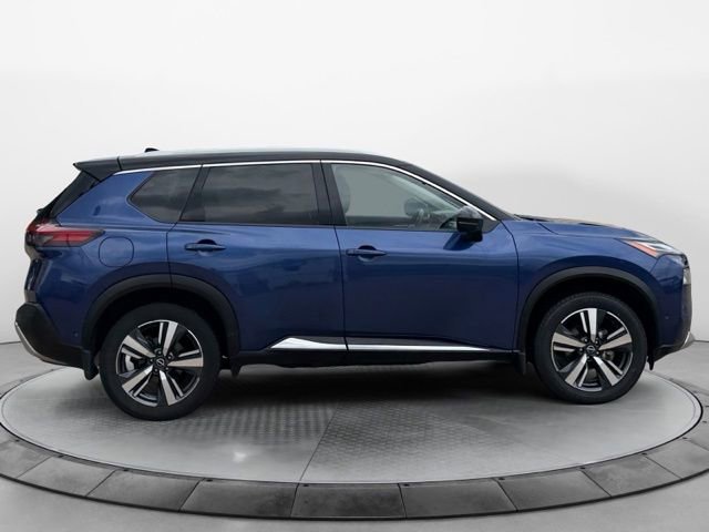 Used 2022 Nissan Rogue Platinum w/ Head-Up Display Package FWD image 2