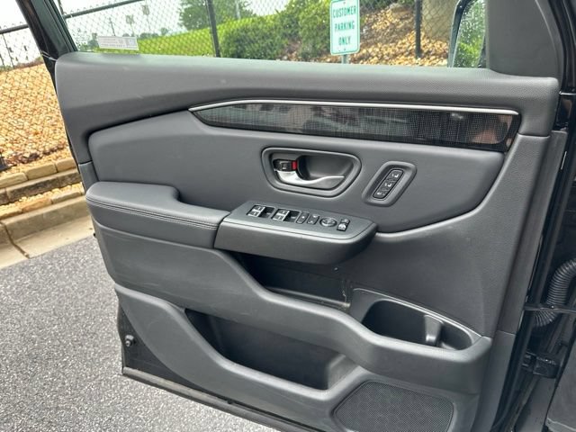 Used 2024 Honda Pilot Elite image 8
