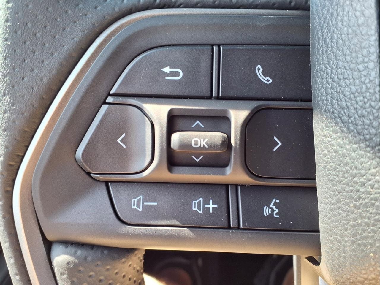 New 2026 Toyota 4Runner TRD Off-Road AWD/4WD image 18