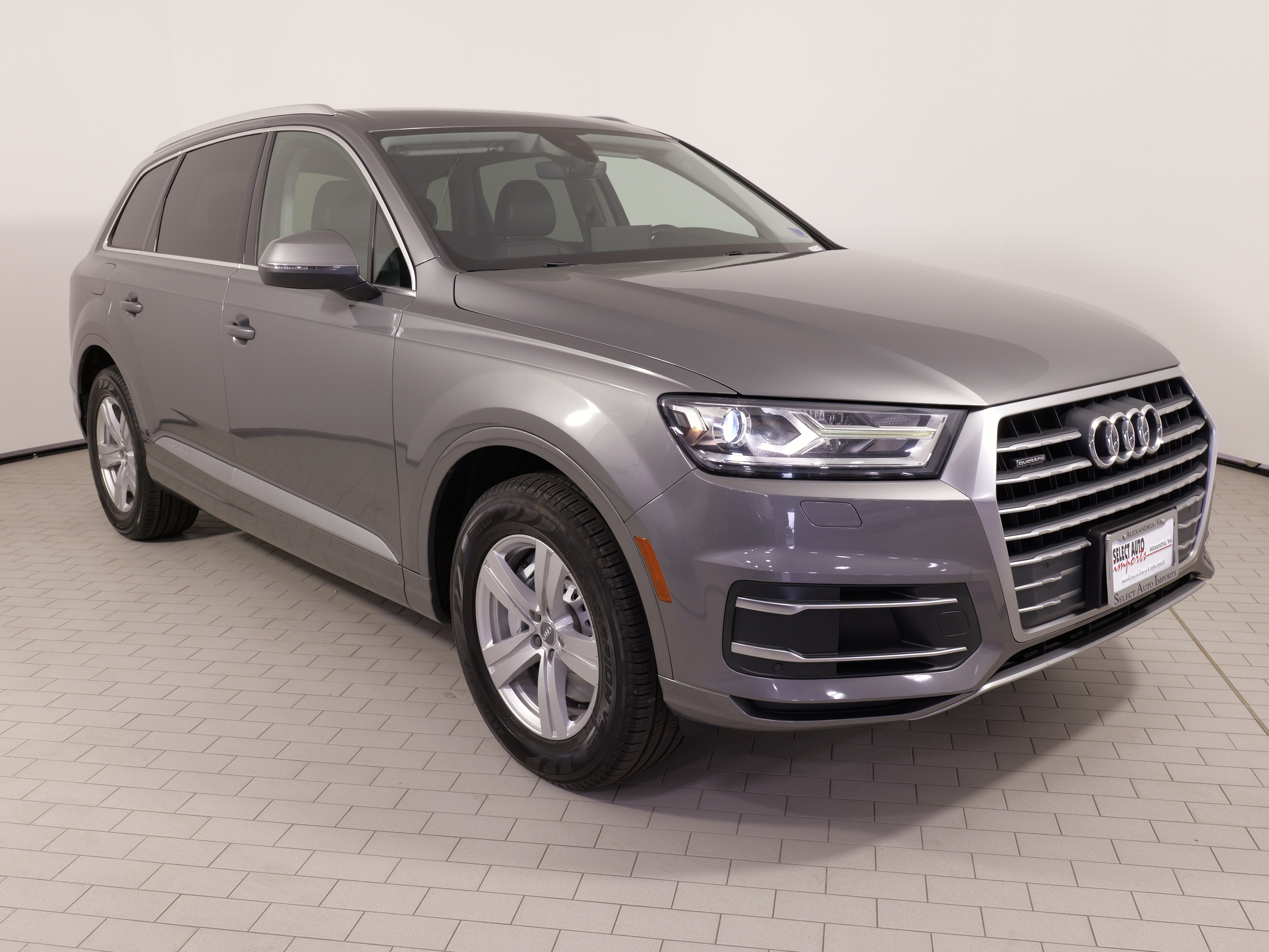 Used 2017 Audi Q7 2.0T Premium Plus w/ Premium Plus Package AWD/4WD image 6