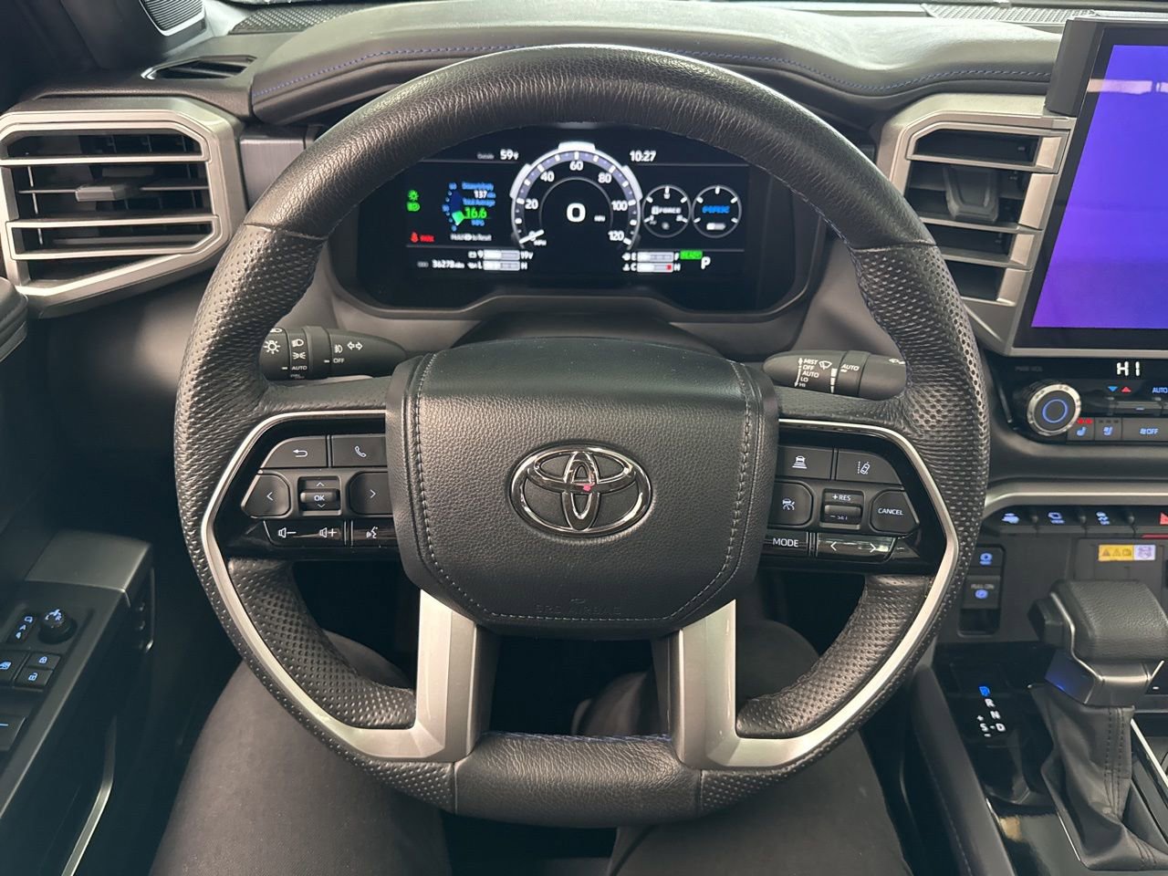 Used 2024 Toyota Tundra Platinum AWD/4WD image 18