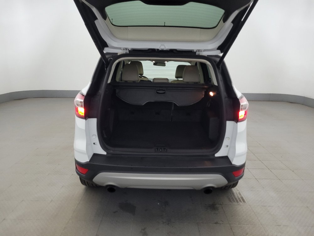 Used 2017 Ford Escape SE w/ SE Leather Comfort Package AWD/4WD image 29
