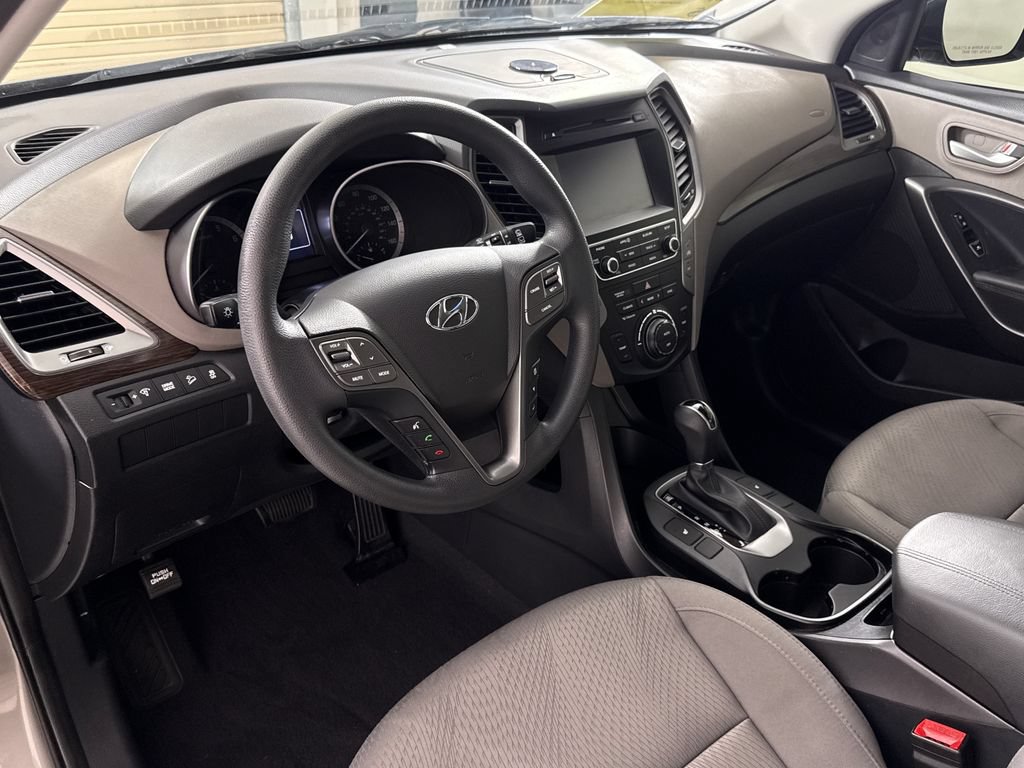 Used 2018 Hyundai Santa Fe Sport w/ 2.4L Value Package 02 FWD image 14