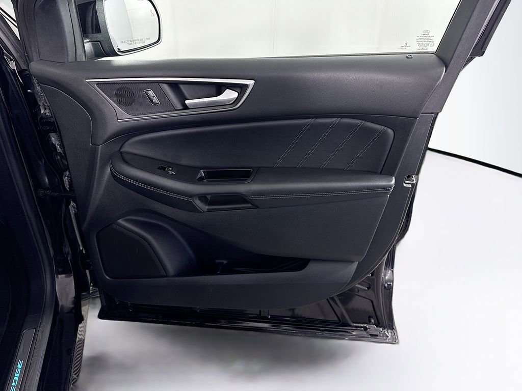 Used 2016 Ford Edge Sport w/ Equipment Group 401A image 26