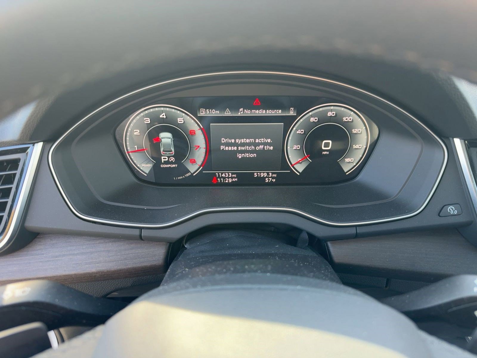 Used 2025 Audi Q5 2.0T Premium w/ Convenience Plus Package image 18