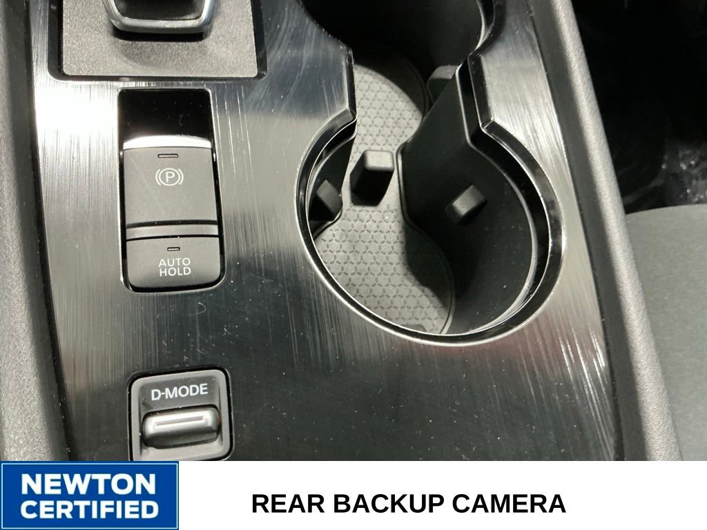 Used 2025 Nissan Rogue S FWD image 27