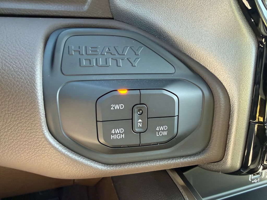 New 2026 RAM 3500 Laramie AWD/4WD image 23