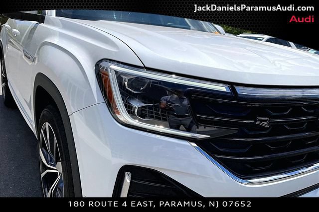 Used 2024 Volkswagen Atlas Cross Sport SEL Premium R-Line AWD/4WD image 21