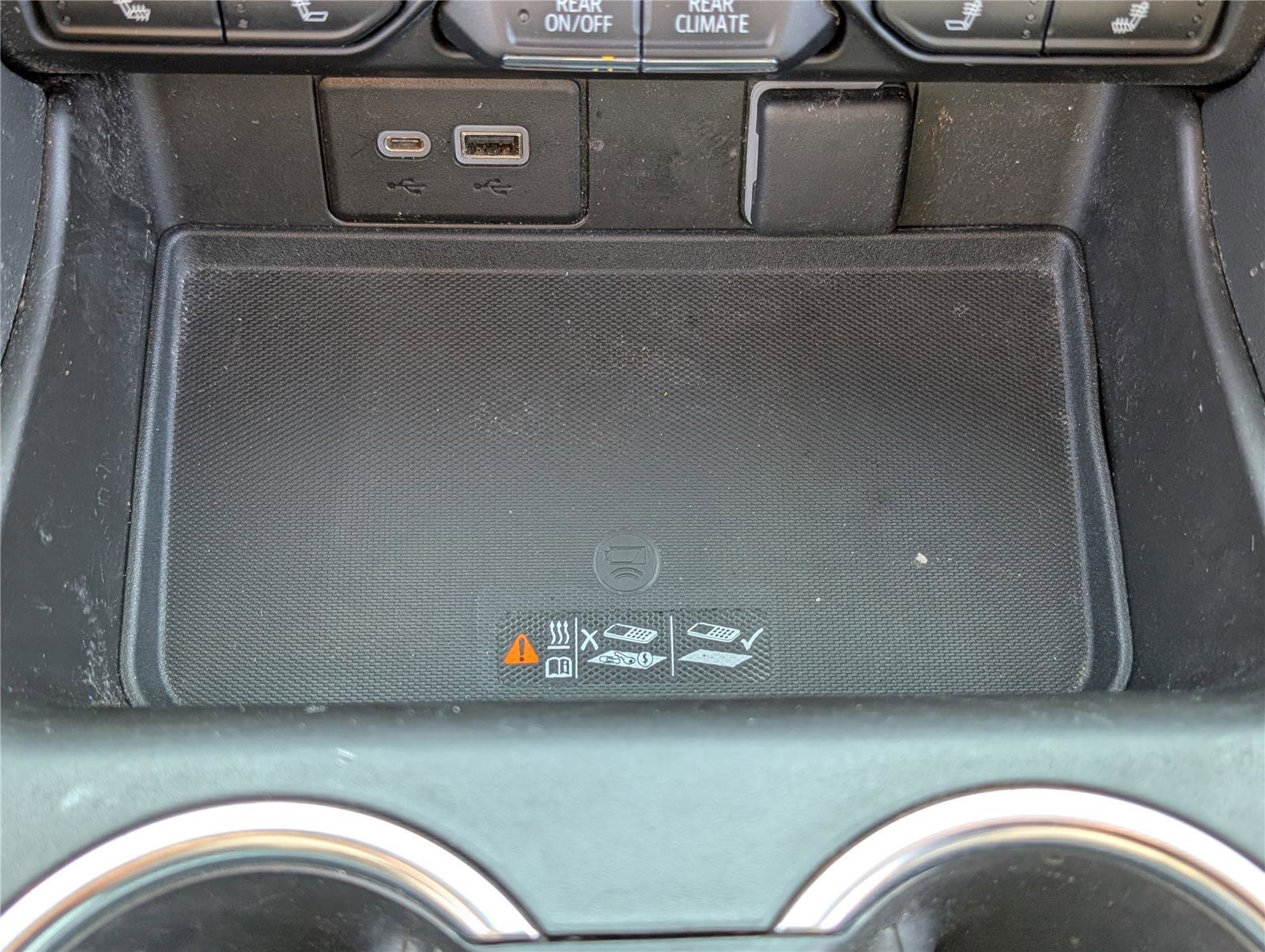 Used 2021 Chevrolet Tahoe RST w/ Luxury Package image 28