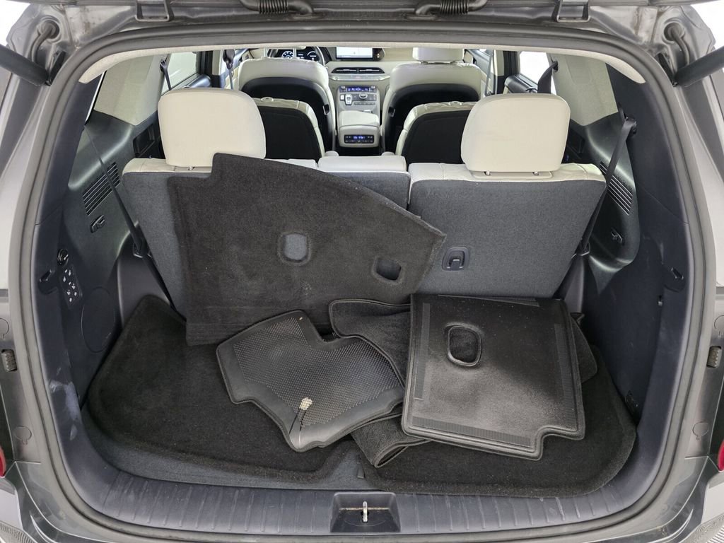 Used 2022 Hyundai Palisade Limited image 18