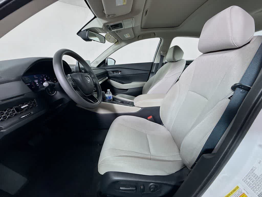 Certified 2023 Honda Accord EX image 18