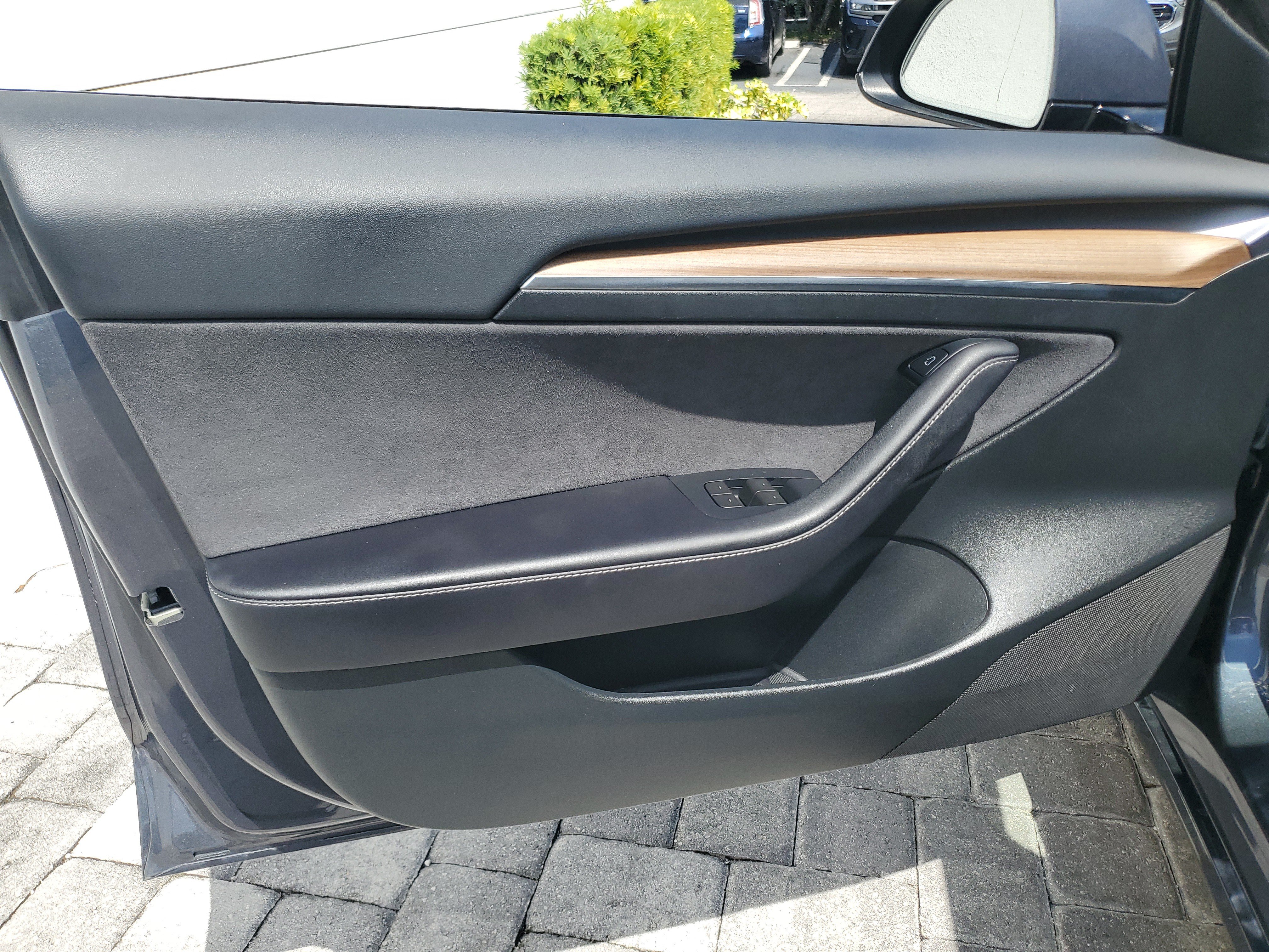 Used 2023 Tesla Model 3 Standard Range RWD image 18