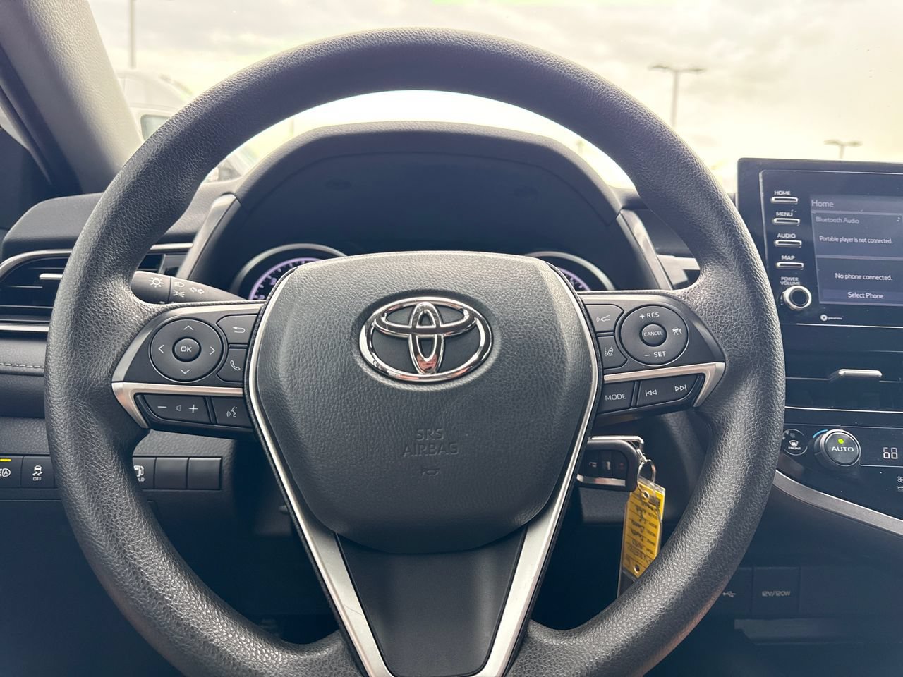 Used 2023 Toyota Camry LE FWD image 17