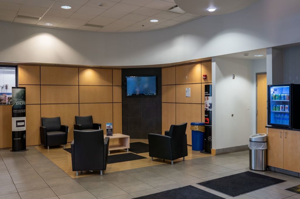 Used 2024 GMC Savana 2500 w/ Driver Convenience Package image 14