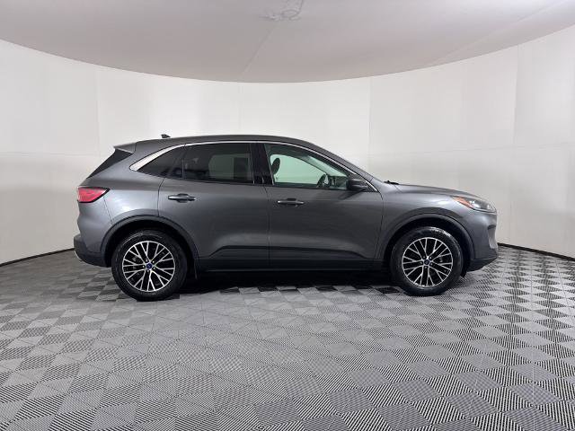 Certified 2022 Ford Escape SE w/ Cold Weather Package image 15