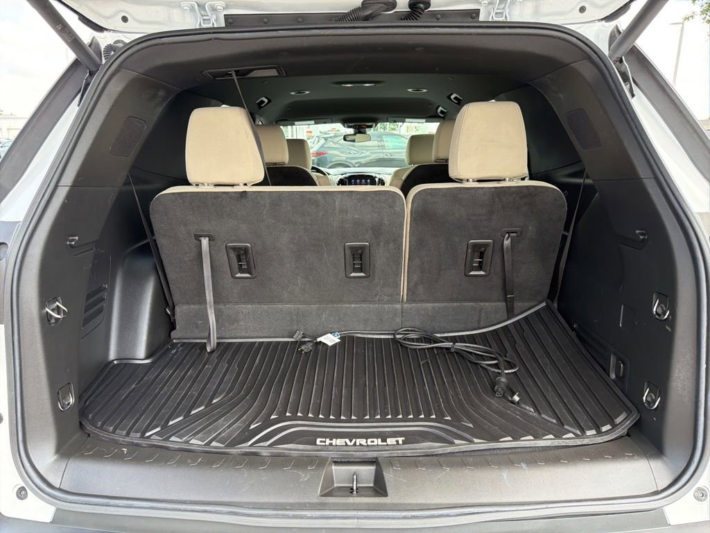 Used 2022 Chevrolet Traverse LT AWD/4WD image 13