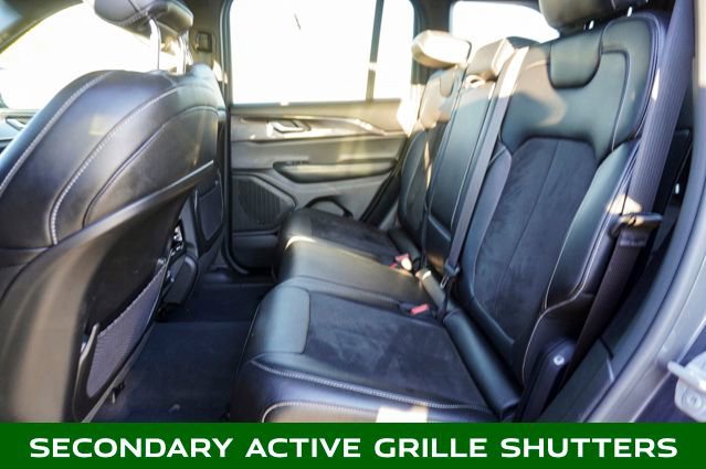 Used 2023 Jeep Grand Cherokee Altitude image 8