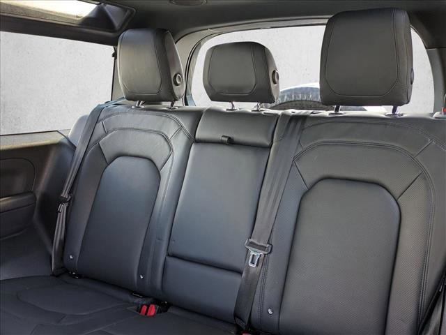 Certified 2023 Land Rover Defender 90 V8 image 20