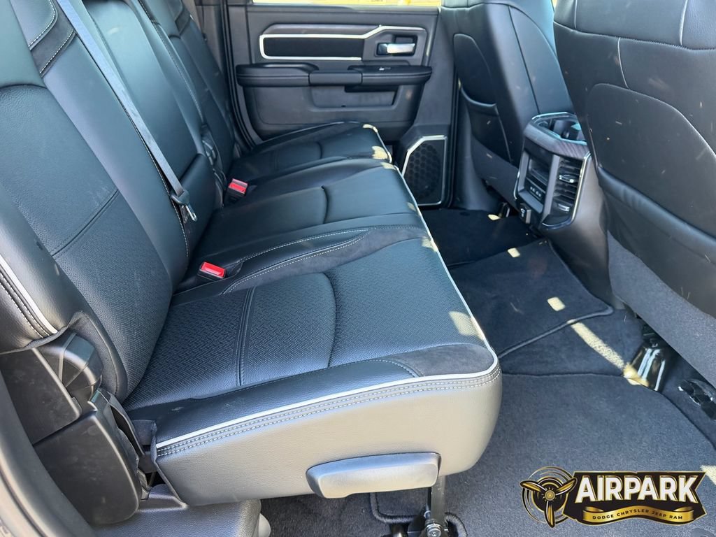 New 2026 RAM 2500 Laramie w/ Night Edition AWD/4WD image 15