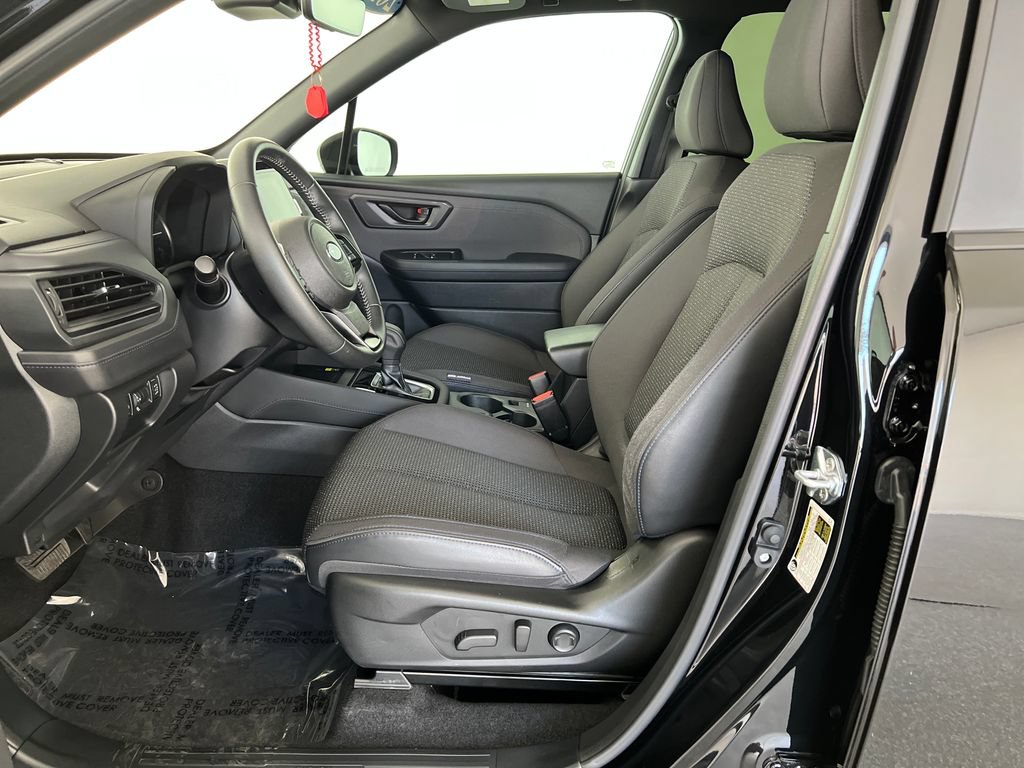 Certified 2025 Subaru Forester Premium w/ Convenience Package #2 AWD/4WD image 12