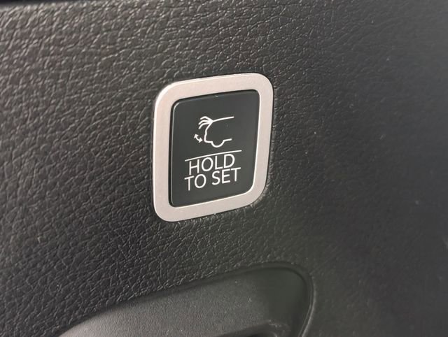 Used 2023 Jeep Wagoneer Series III w/ Convenience Group I image 31