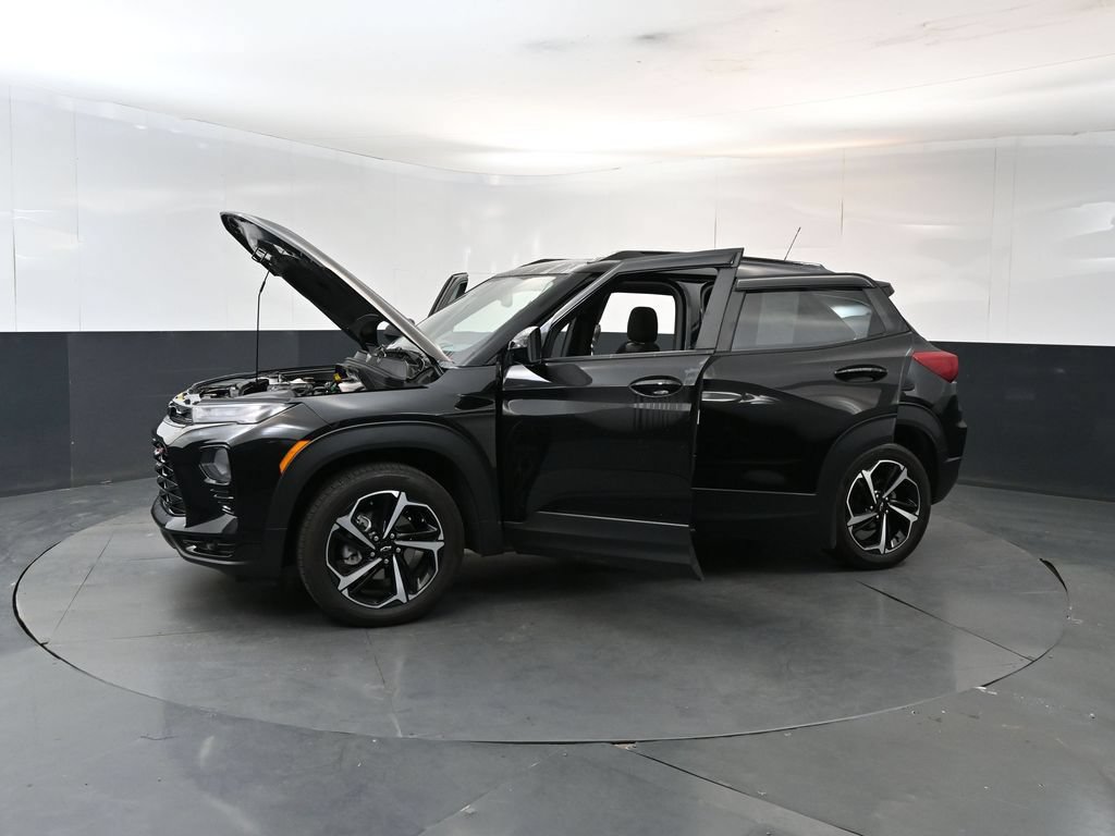 Used 2023 Chevrolet TrailBlazer RS w/ Sun and Liftgate Package AWD/4WD image 27