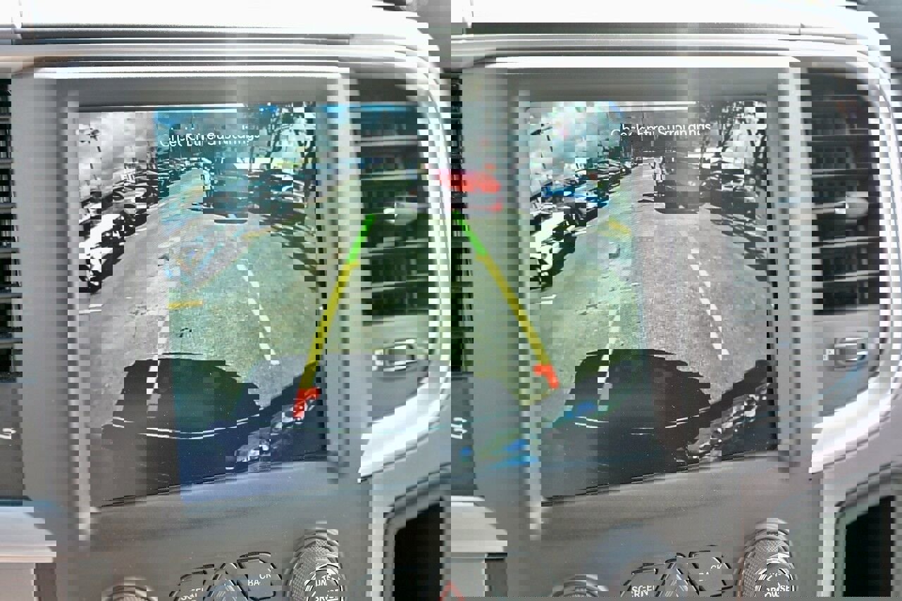 Used 2023 RAM 1500 Classic SLT w/ Trailer & Traction Group image 28