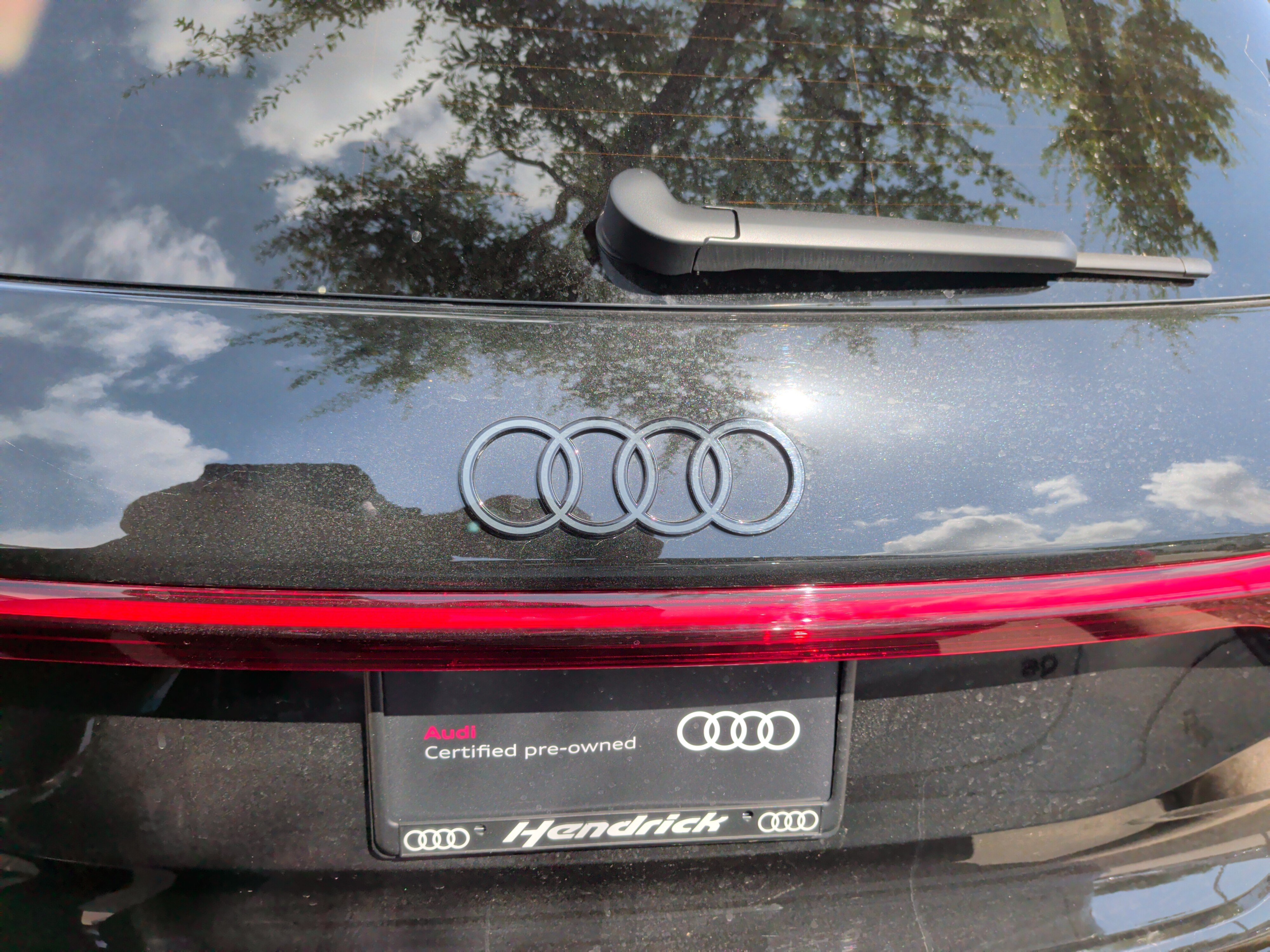 Certified 2025 Audi A6 e-tron Premium Plus w/ Premium Plus AWD/4WD image 39