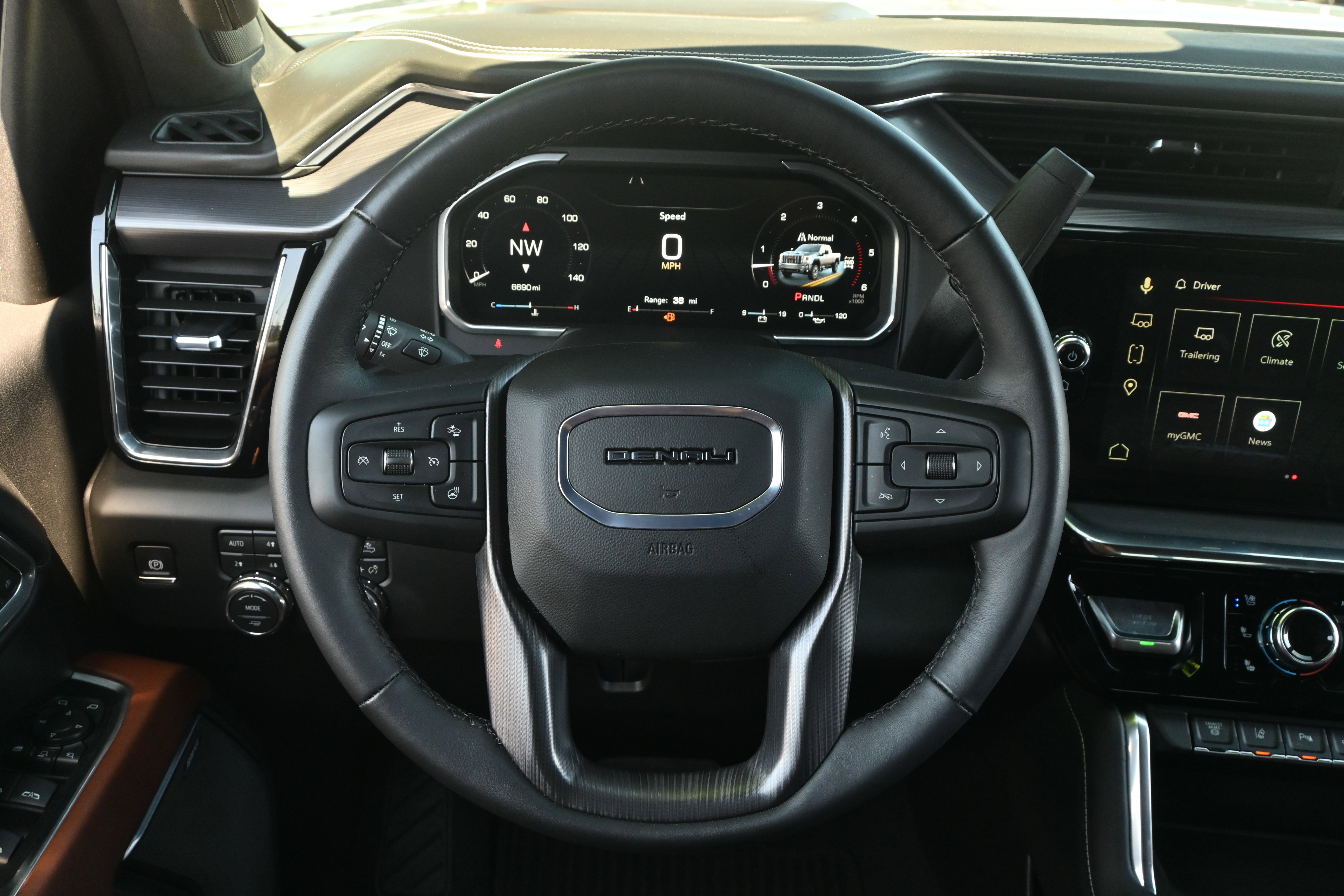 Used 2026 GMC Sierra 2500 Denali Ultimate w/ Max Trailering Package image 19