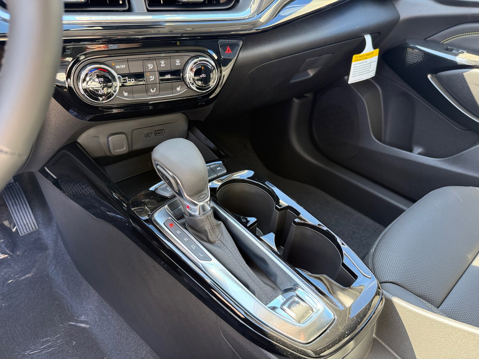 New 2026 Chevrolet Trax ACTIV w/ Driver Confidence Package FWD image 13