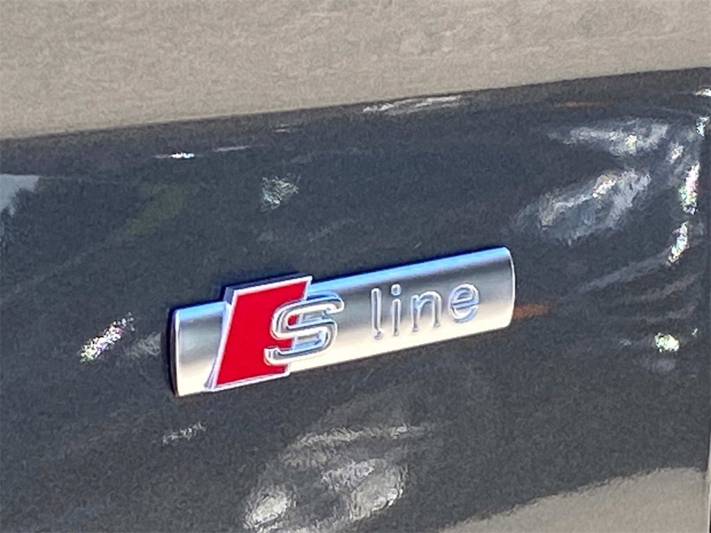 Used 2022 Audi Q5 2.0T Prestige image 25