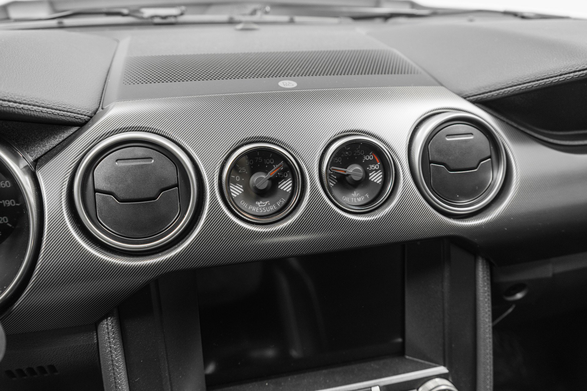Used 2022 Ford Mustang Shelby GT500 w/ Technology Package RWD image 32