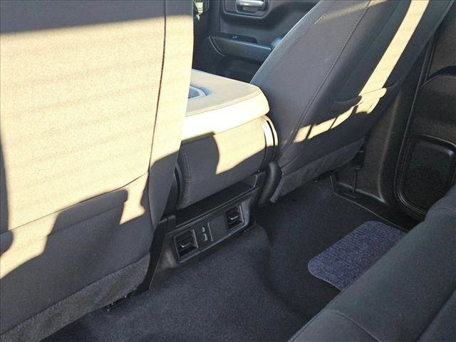 Used 2024 Chevrolet Silverado 1500 Custom image 17