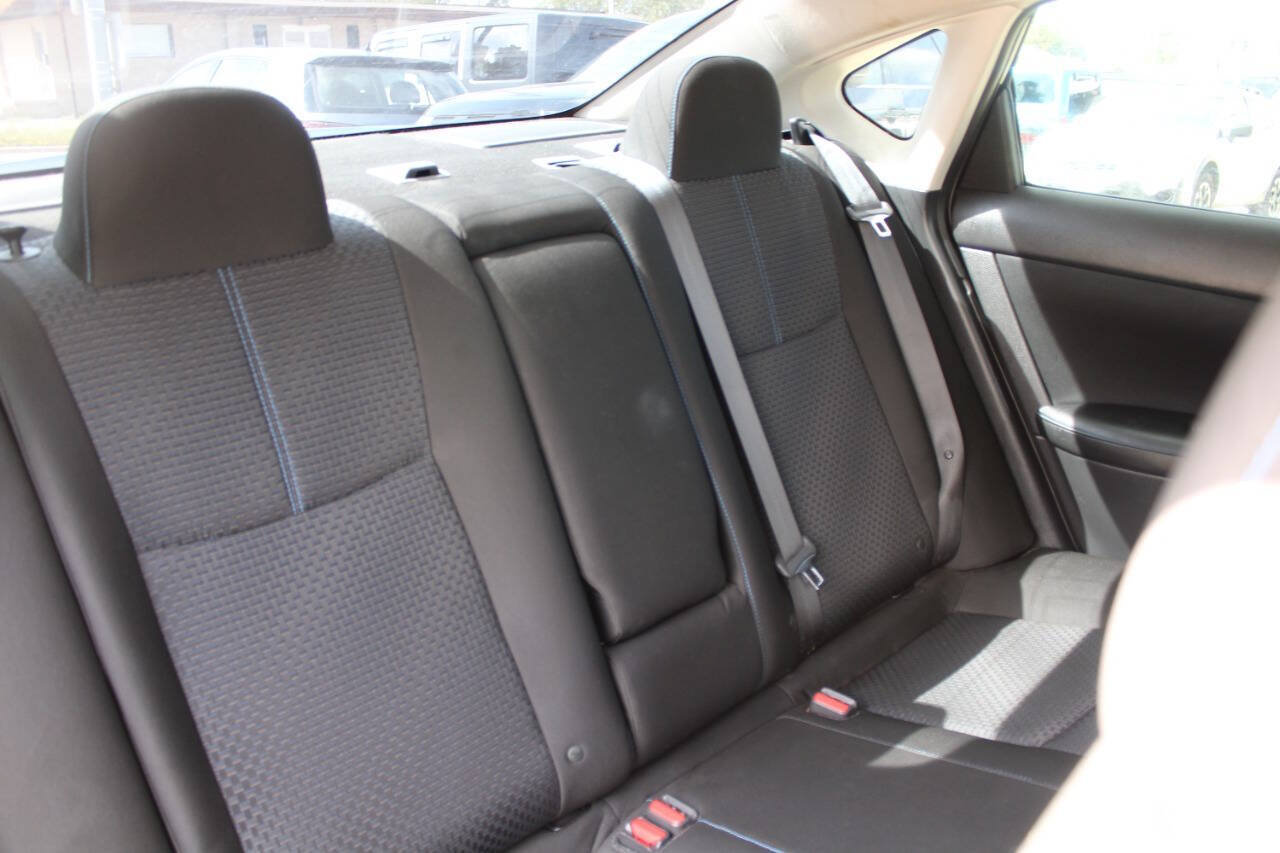 Used 2018 Nissan Sentra SR FWD image 11