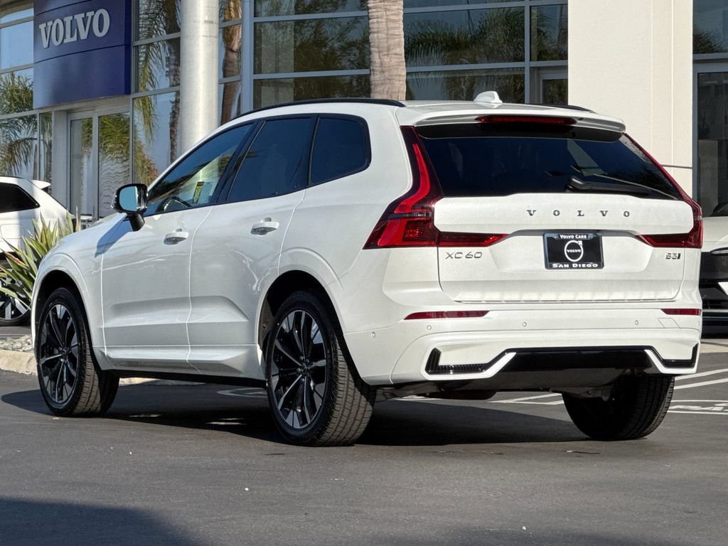 Certified 2026 Volvo XC60 B5 Plus AWD/4WD image 3
