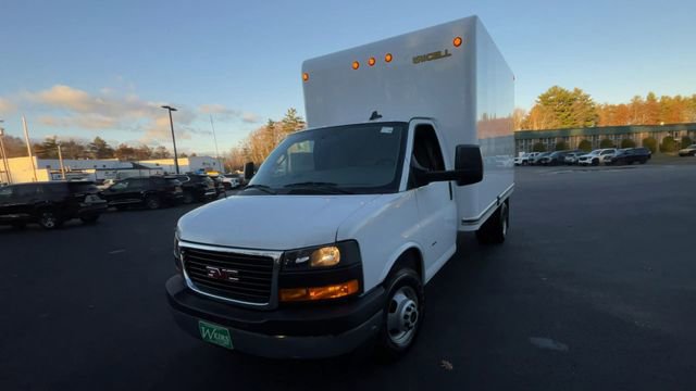 New 2025 GMC Savana 3500 w/ Power Convenience Package image 4