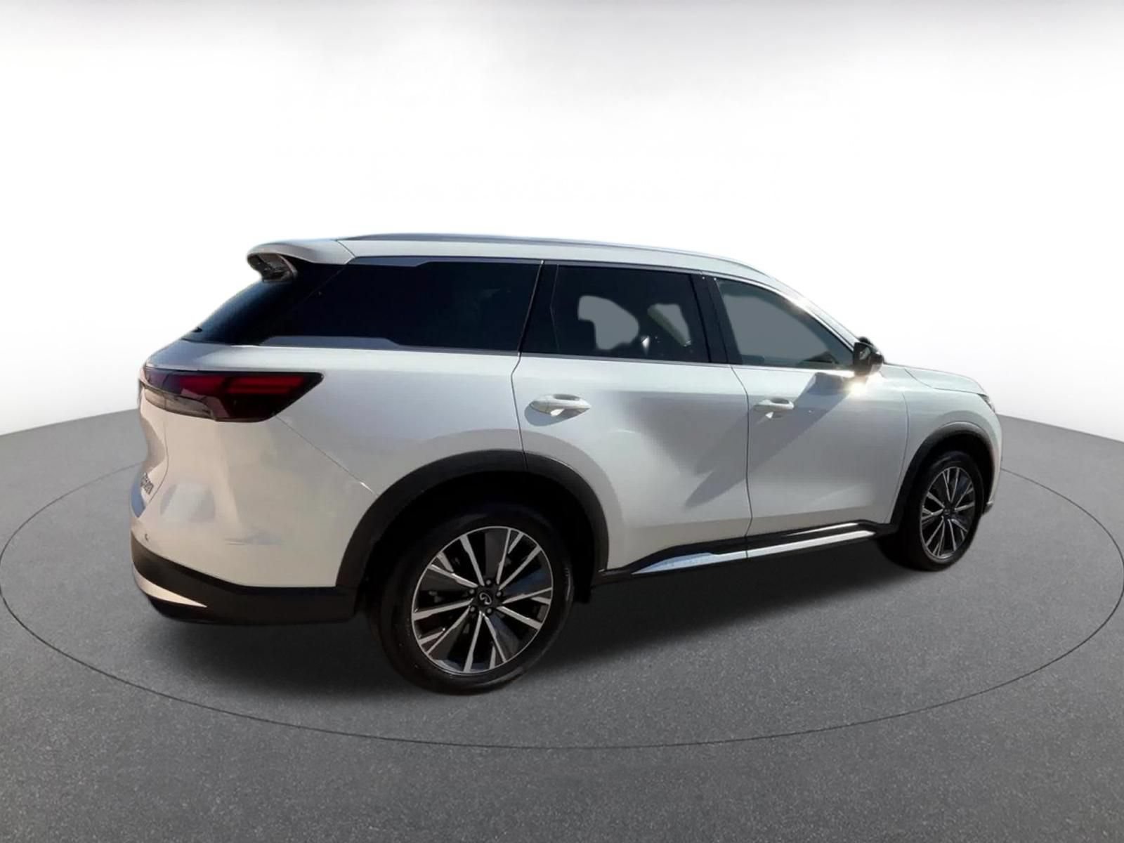 Used 2026 INFINITI QX60 Luxe AWD/4WD image 13