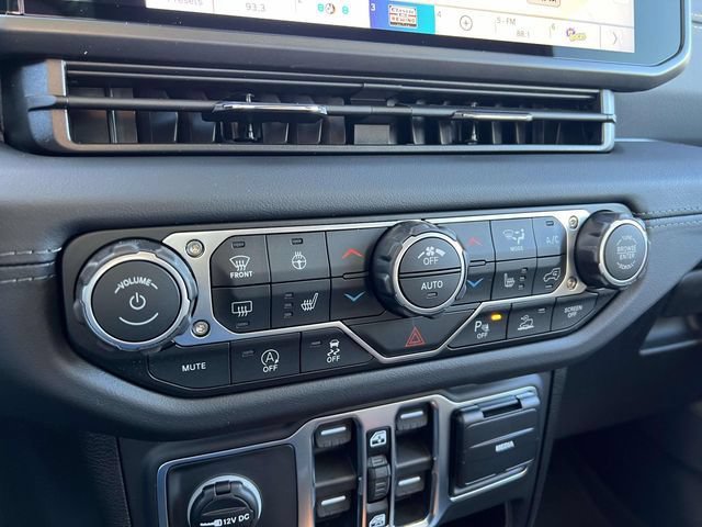 New 2026 Jeep Gladiator Mojave AWD/4WD image 18