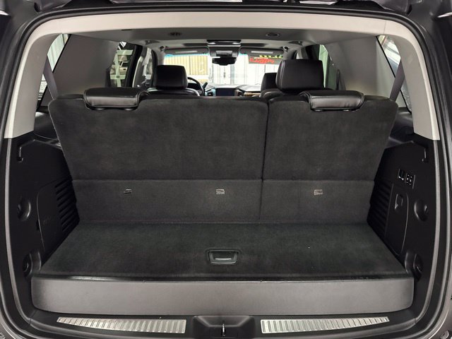 Used 2015 GMC Yukon Denali w/ Premium Package AWD/4WD image 19