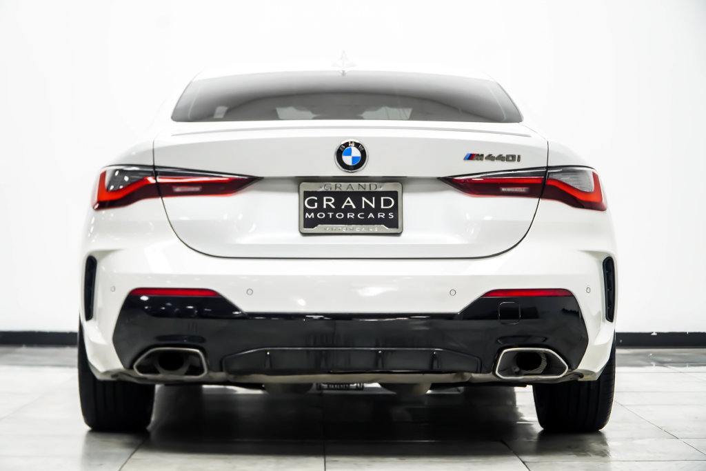 Used 2023 BMW M440i Coupe w/ Premium Package RWD image 14