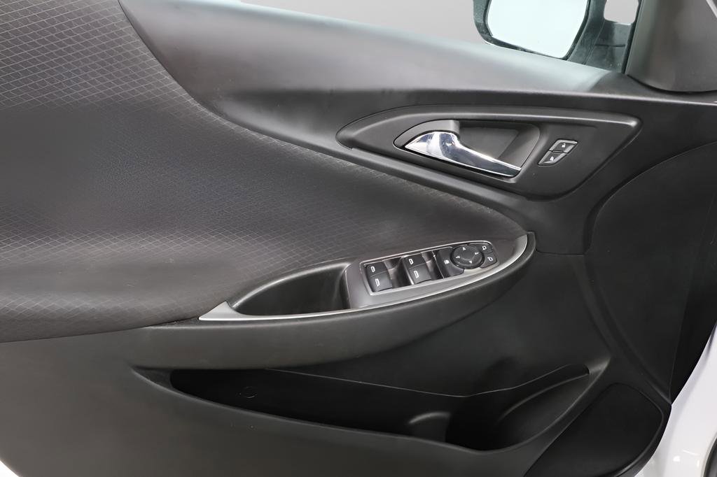 Used 2023 Chevrolet Malibu LS w/ Driver Confidence Package FWD image 22