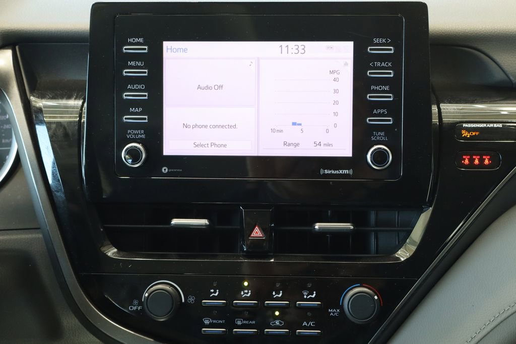 Used 2021 Toyota Camry LE image 29