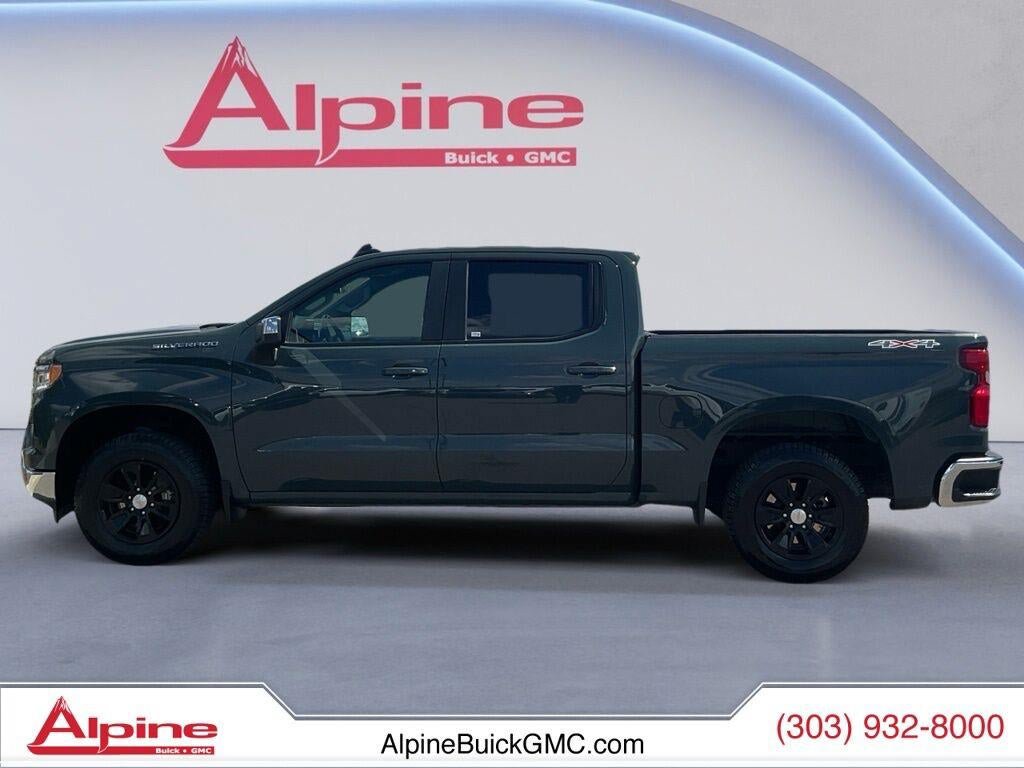 Used 2025 Chevrolet Silverado 1500 LT AWD/4WD image 2