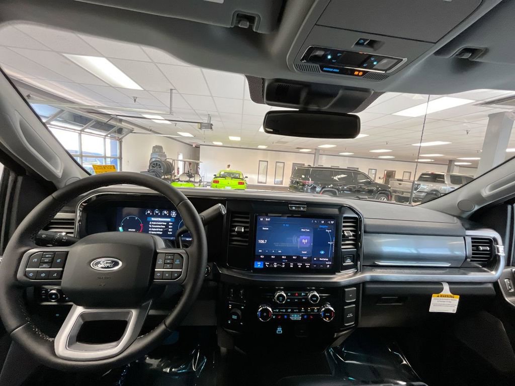 New 2026 Ford F350 4x4 Crew Cab Super Duty image 15