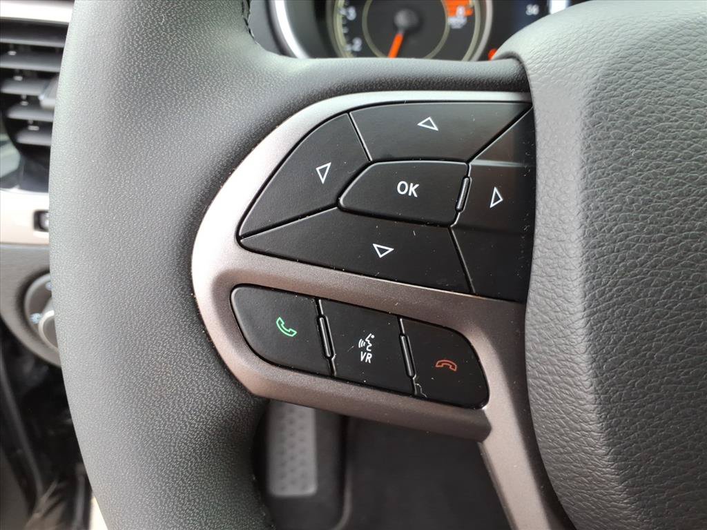 Used 2022 Jeep Cherokee Limited AWD/4WD image 25