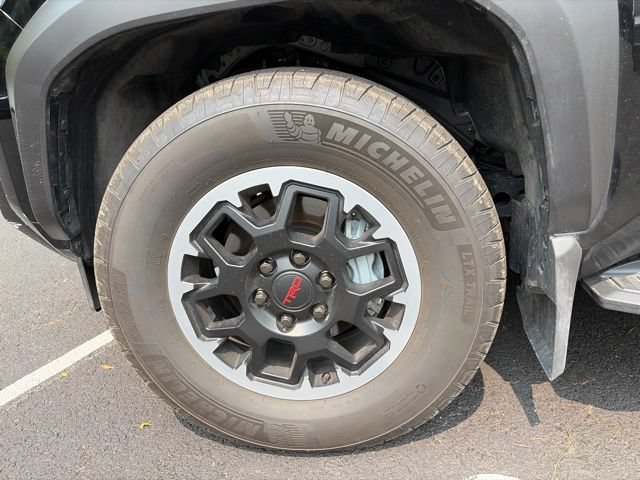 Used 2025 Toyota 4Runner TRD Off-Road Premium w/ Tow Technology Package AWD/4WD image 11