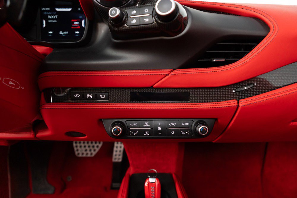 Certified 2021 Ferrari F8 Tributo image 89