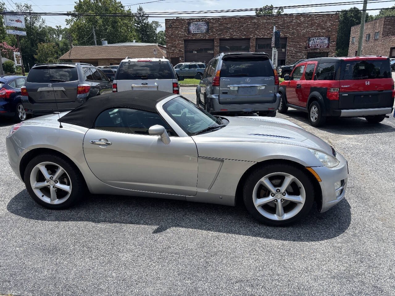 Used 2009 Saturn Sky w/ Premium Trim Package RWD image 4